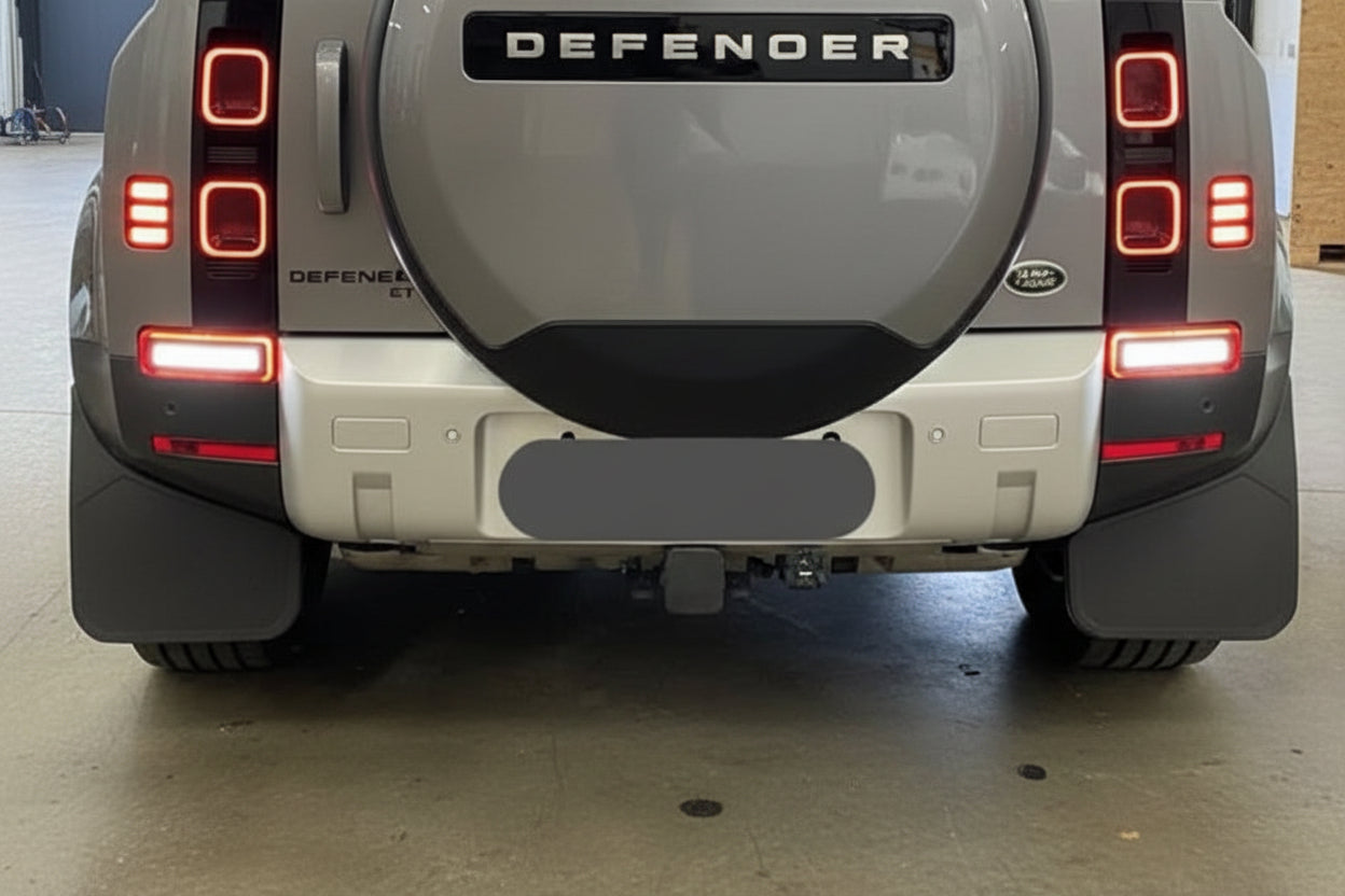 LED Reverse Lights – Suits Defender 90 / 110 / 130
