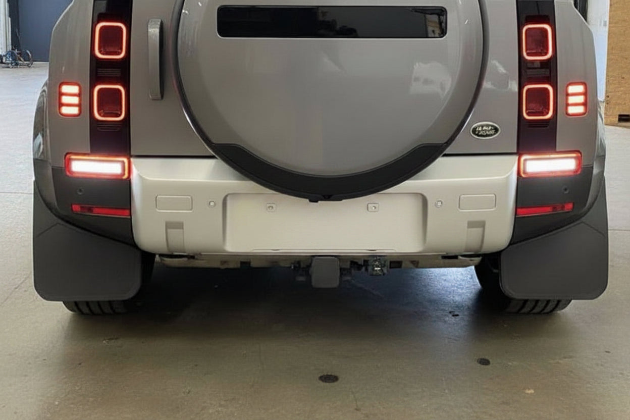 LED Reverse Lights – Suits Defender 90 / 110 / 130