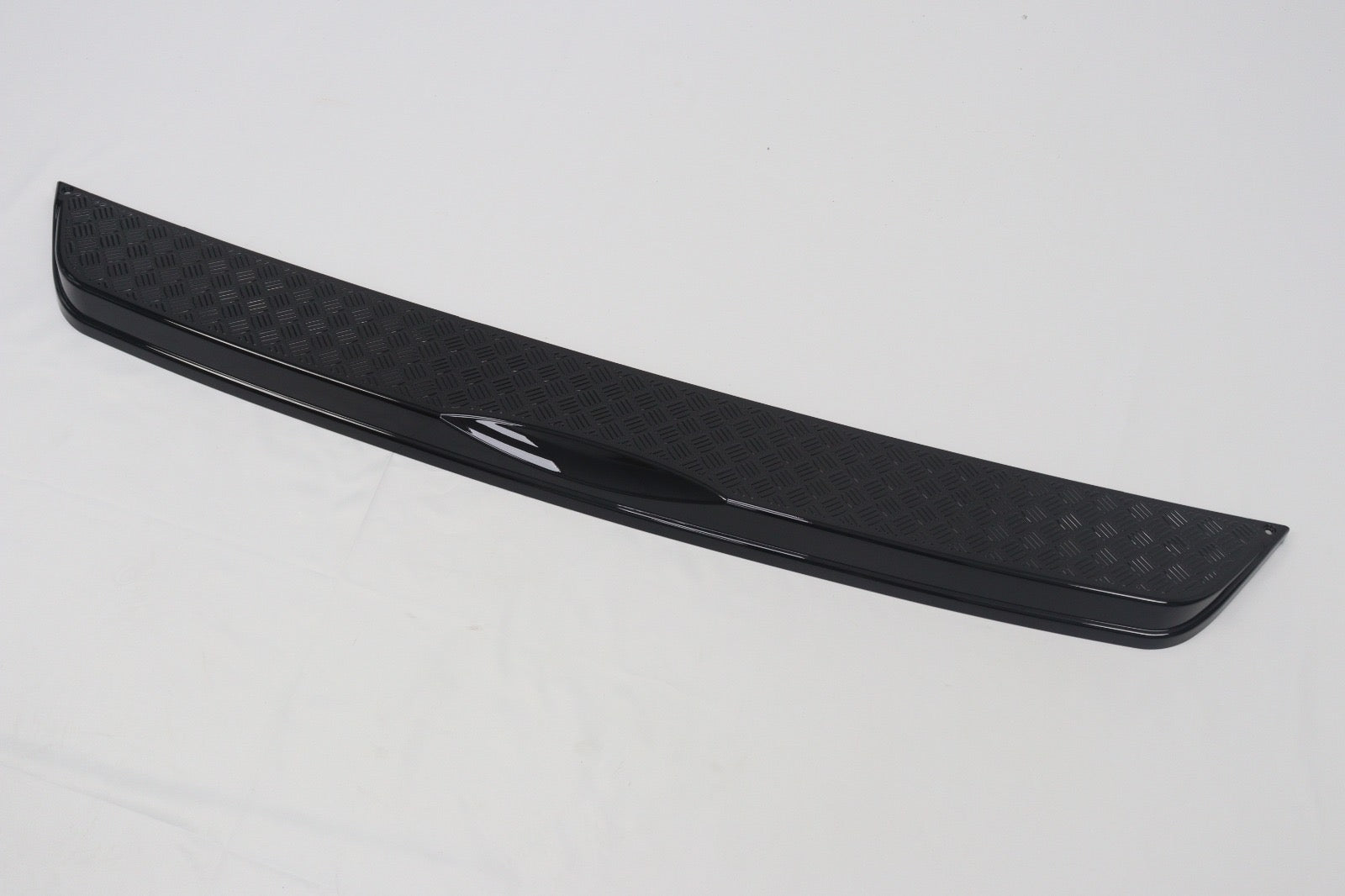 *NEW!* Defender Rear Bumper Protection Full Cover (all models)