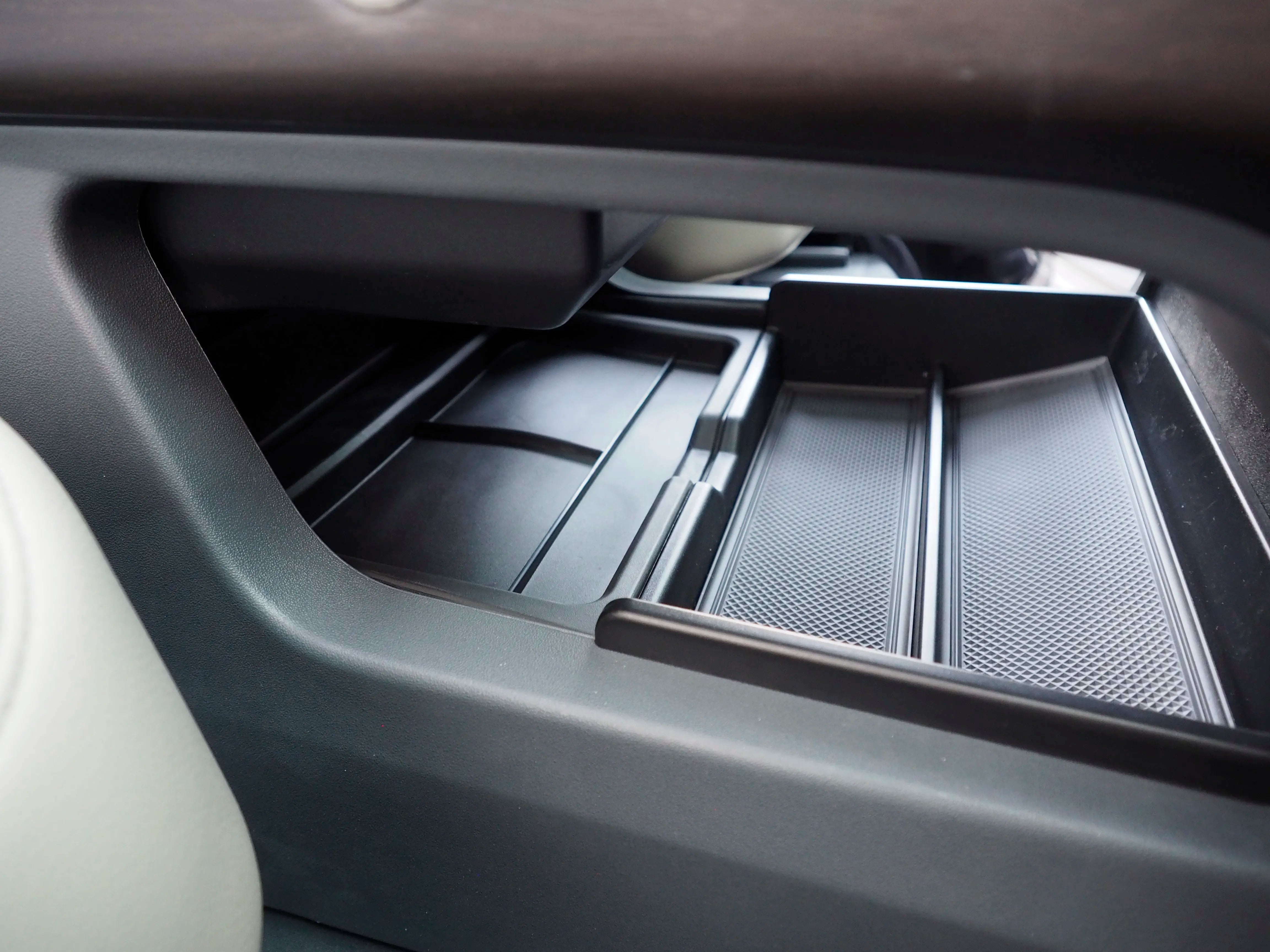 Center Console Down Storage Box (ABS)