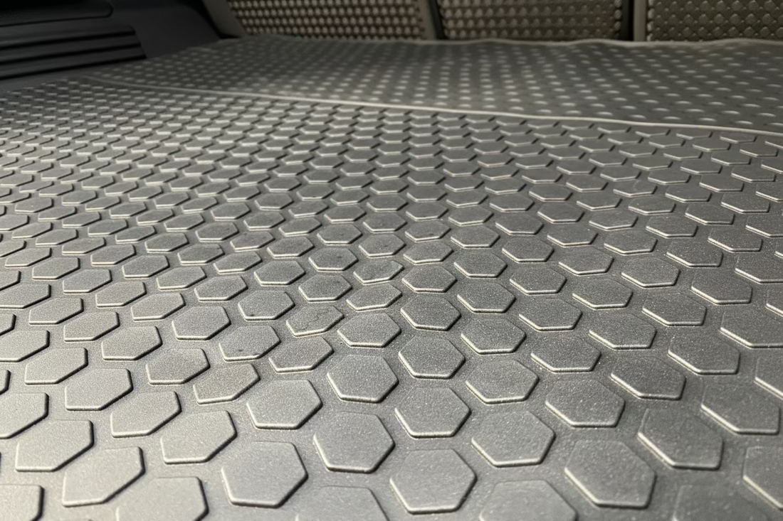 Rear Cargo Mat – Premium Soft Rubber – Suits Defender 110