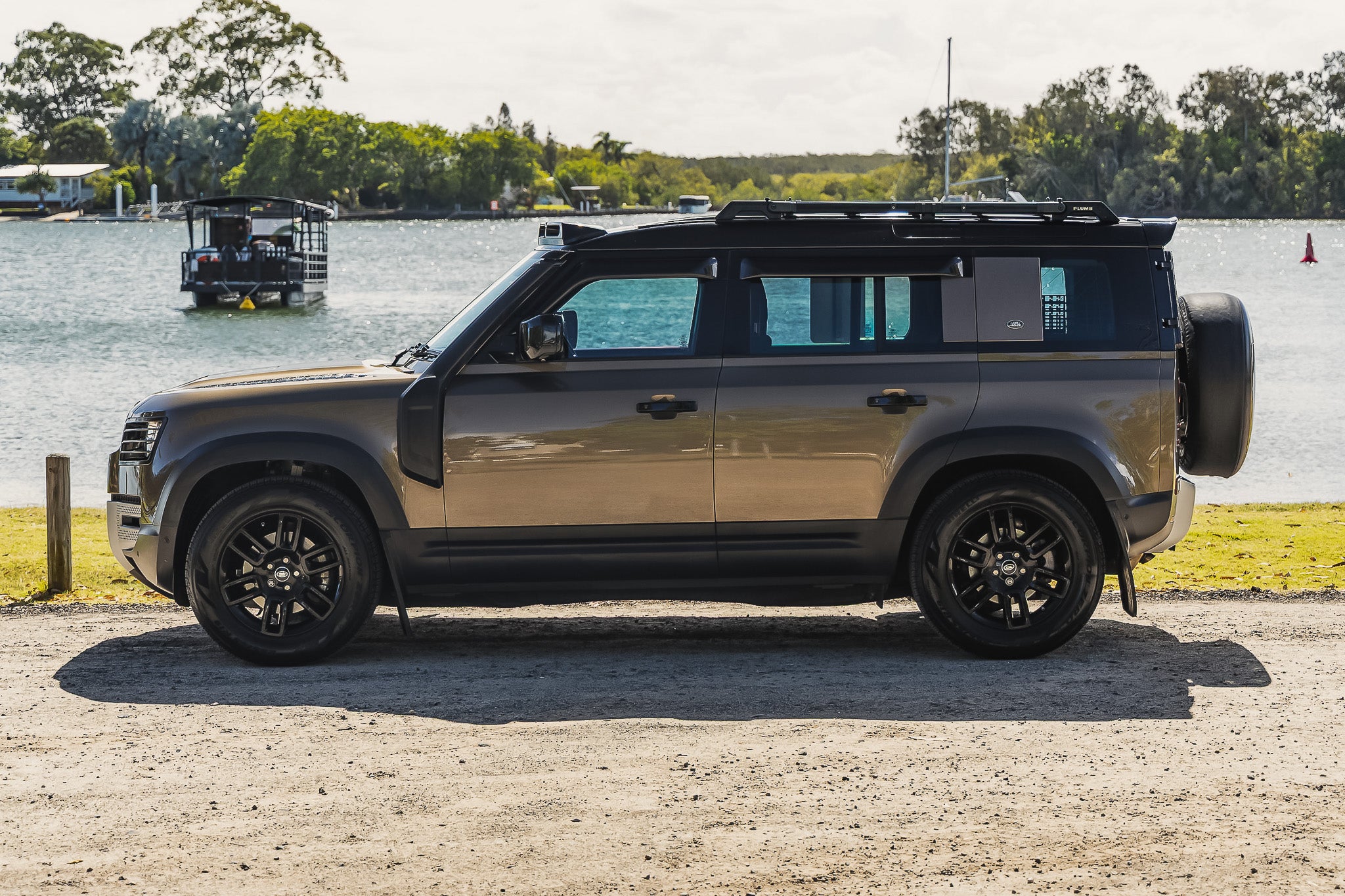 Premium Multi Function Full Length Roof Rack PLUMB – Suits Defender 110
