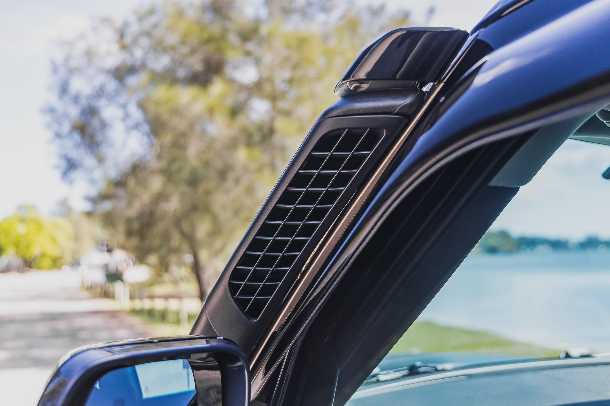 Raised Air intake – Suits Defender 90 / 110 / 130