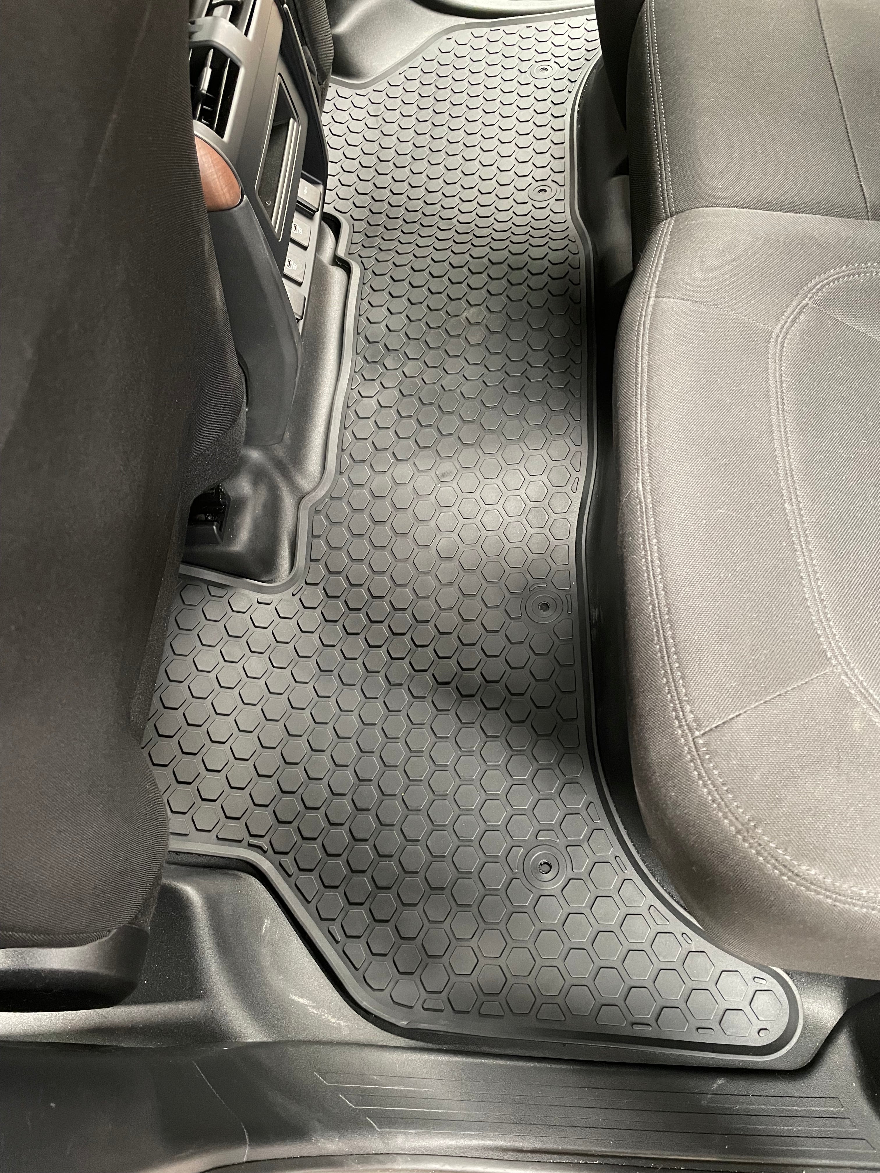 Rubber Mat Set – Suits Defender 110