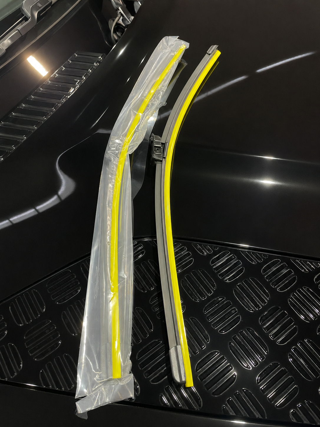 Wiper Blade Upgrade 3pc Kit (Front+Rear) - Defender & Ineos