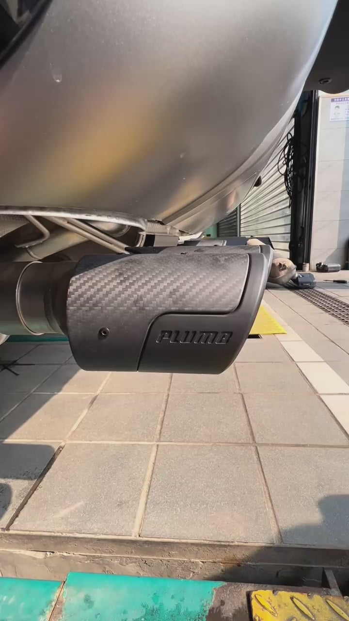 Load video: PLUMB &quot;M-one&quot; Exhaust Upgrade Kit