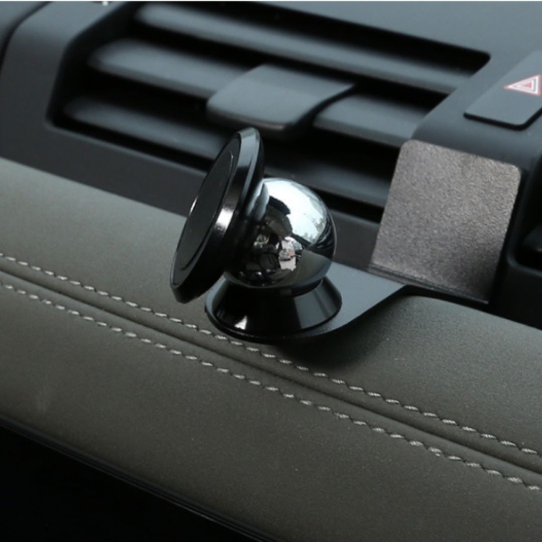 Mobile Phone Bracket – Suits Defender 90 / 110 / 130