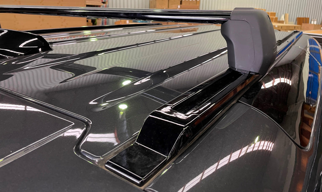Roof Cross Bars 110 Black – Suits Defender 110